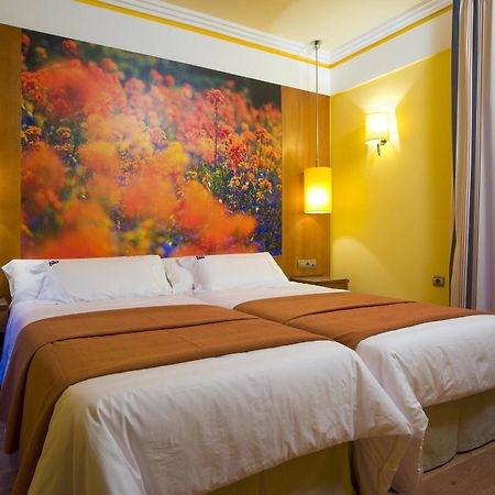 גרנדה Suites Gran Via 44 מראה חיצוני תמונה