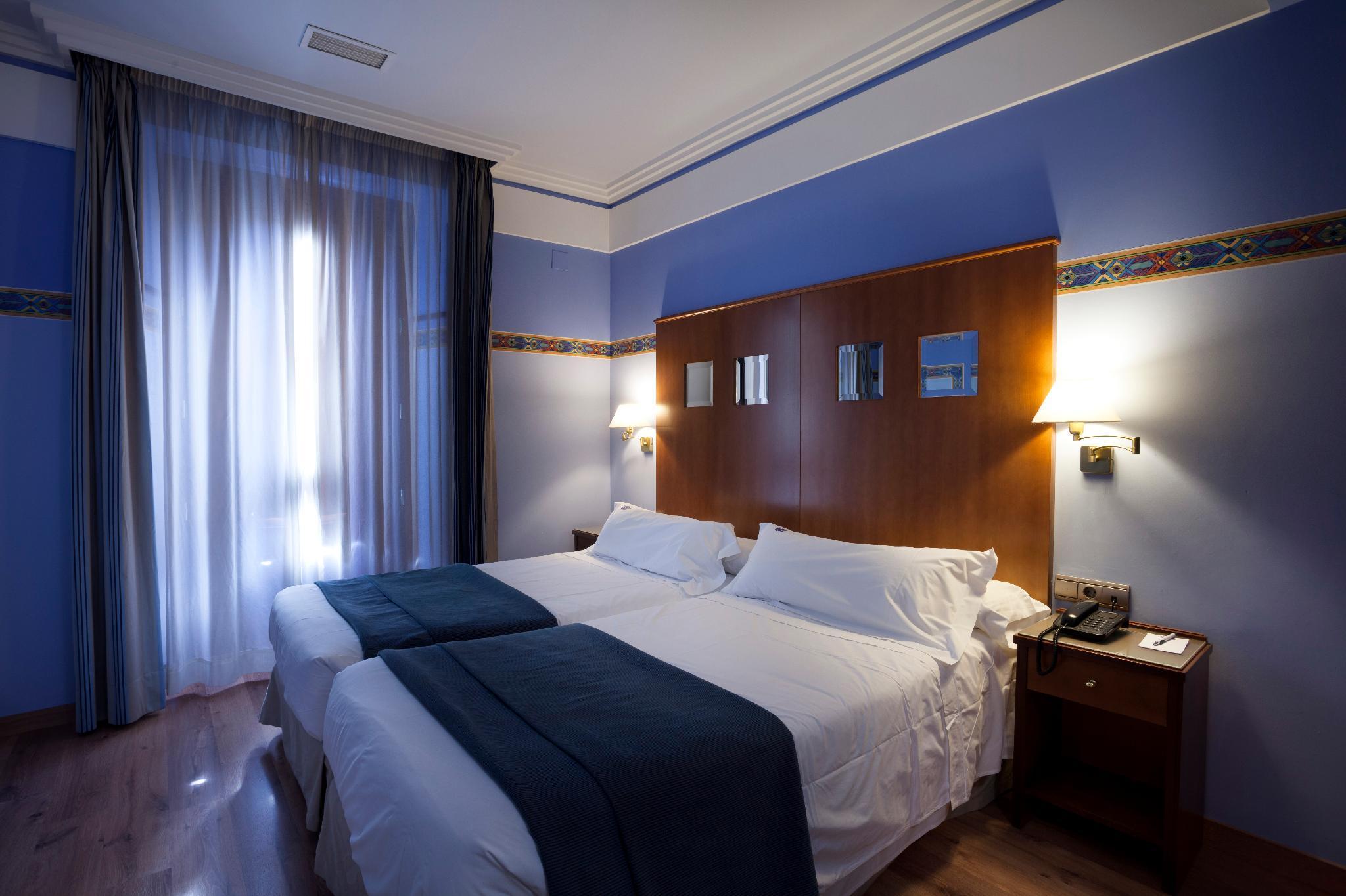גרנדה Suites Gran Via 44 מראה חיצוני תמונה