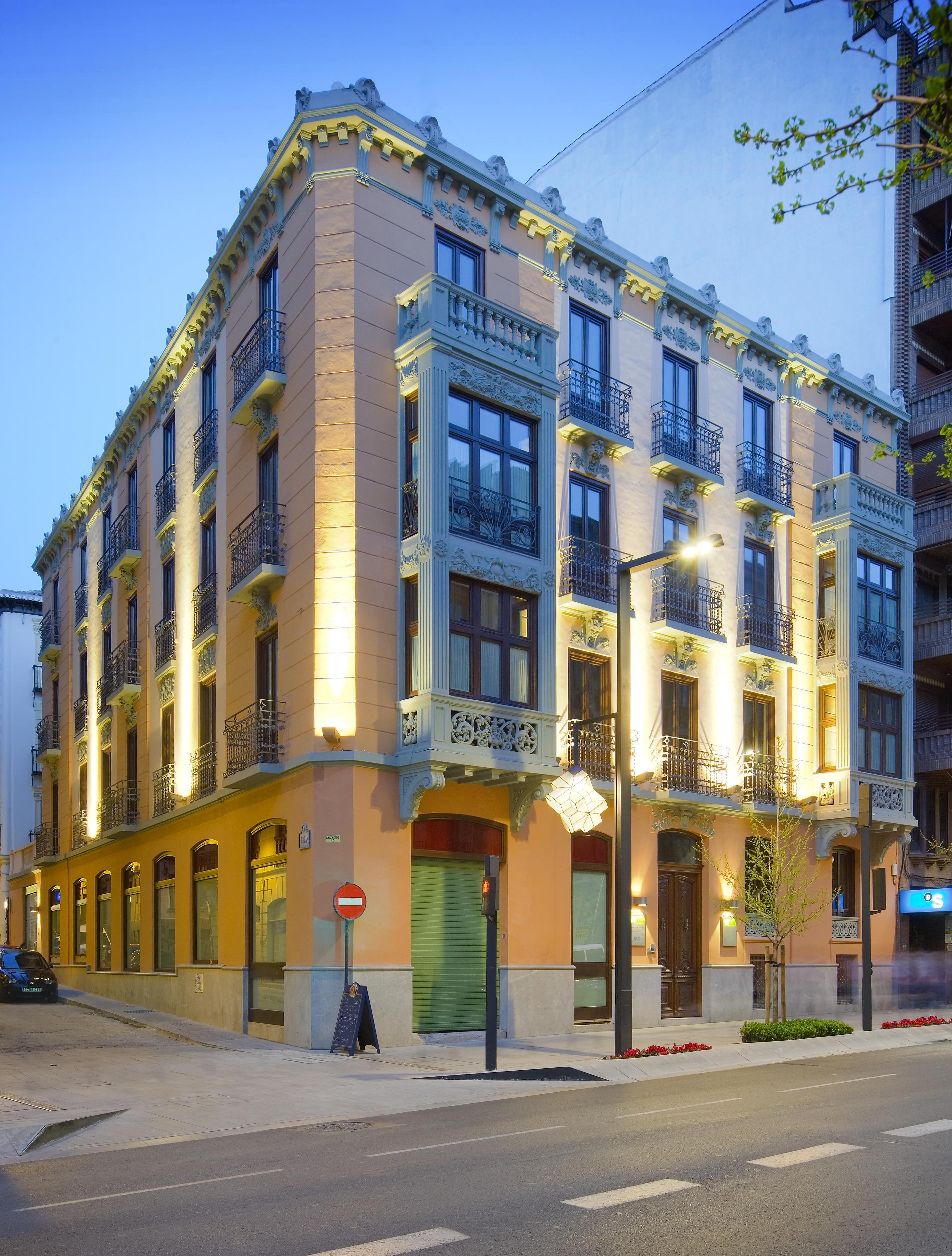 גרנדה Suites Gran Via 44 מראה חיצוני תמונה
