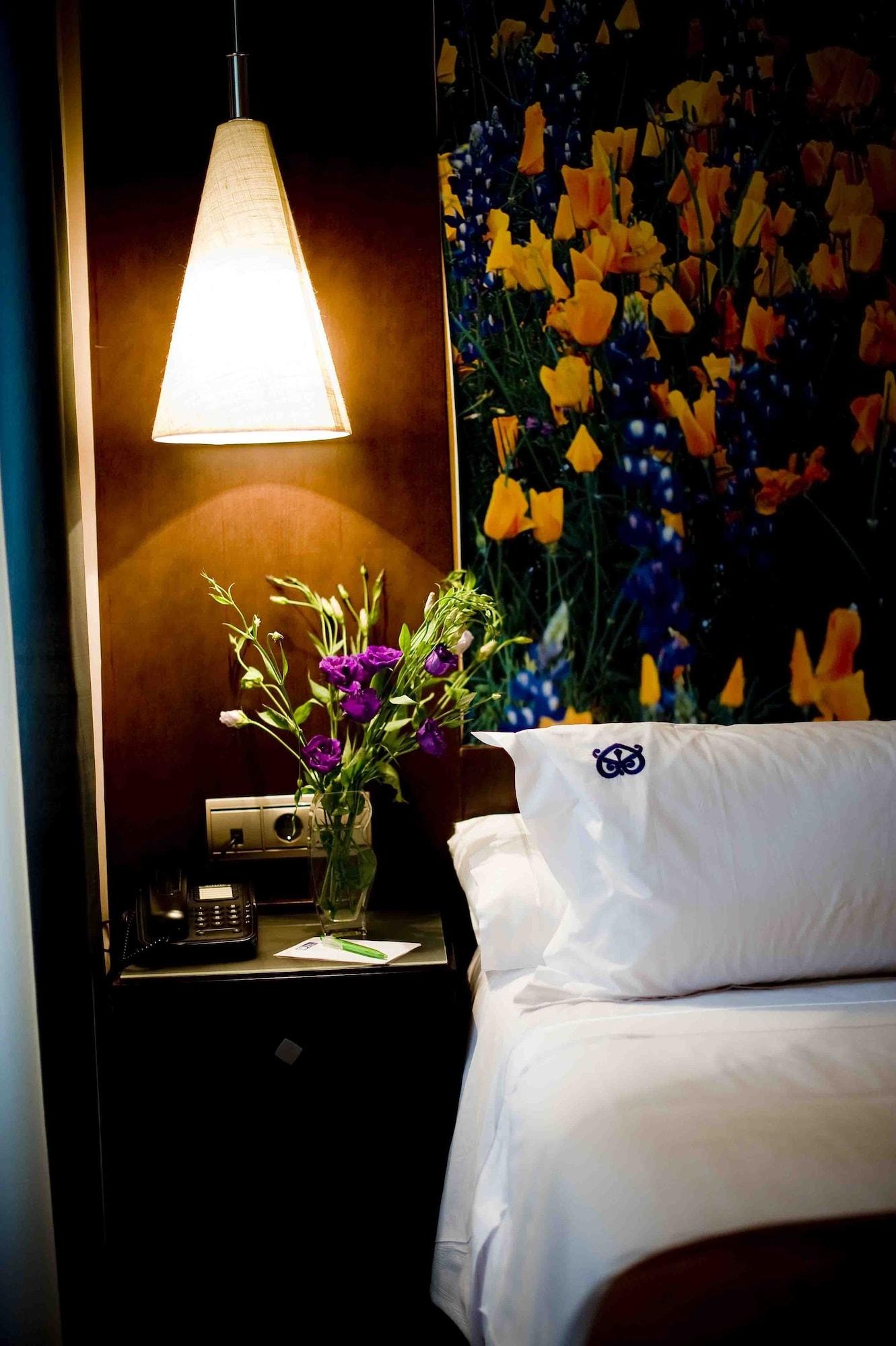 גרנדה Suites Gran Via 44 מראה חיצוני תמונה