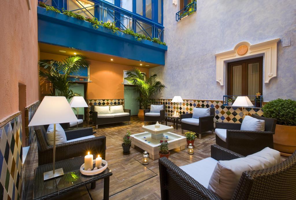 גרנדה Suites Gran Via 44 מראה חיצוני תמונה