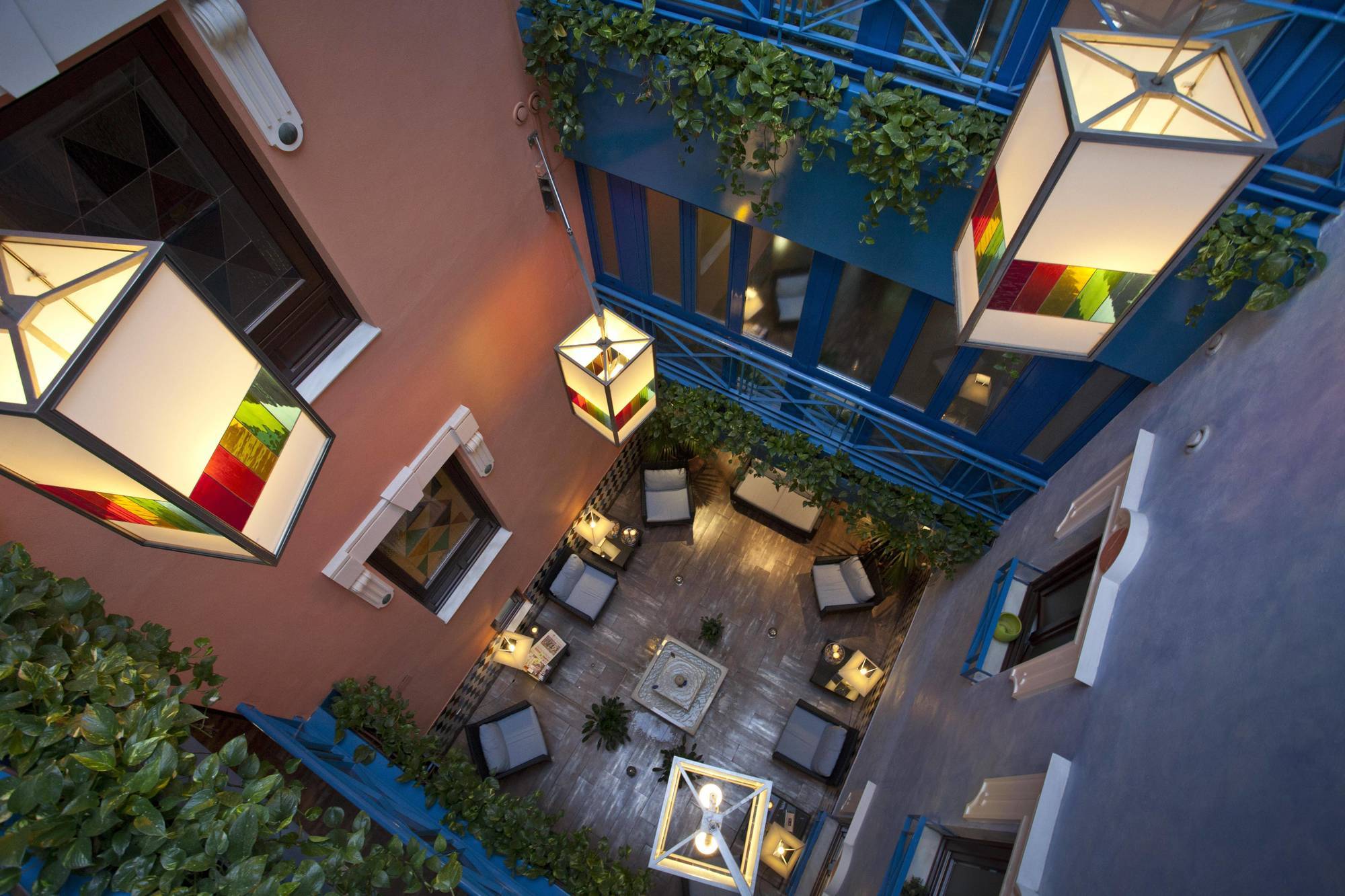 גרנדה Suites Gran Via 44 מראה חיצוני תמונה
